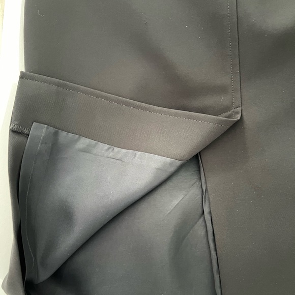 BCBG Black Slit Skirt (Front and Back), Size 0. EUC - Picture 4 of 5